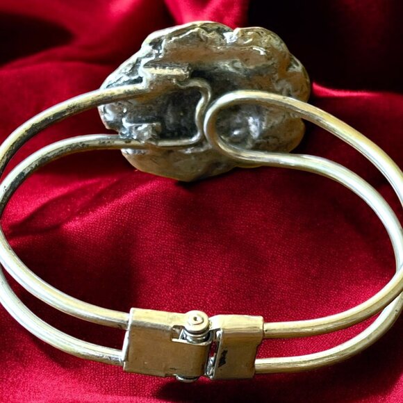 🌹 Vintage Silver Metal Rose Cuff Bracelet - Picture 7 of 10